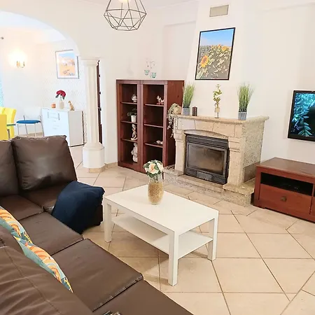 Girasol With Swimming Pool And Jacuzzi וילה *